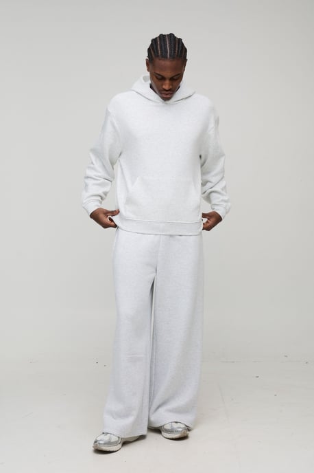Basic Oversized Boxy Hoodie - Image 4