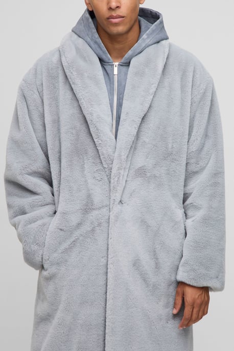 Oversized Plush Faux Fur Shawl Overcoat - Image 3