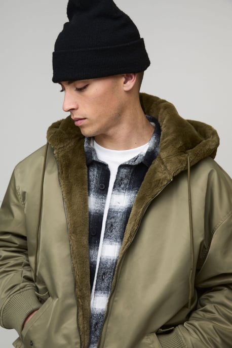 Oversized Faux Fur Hood Nylon Bomber Jacket - Image 3