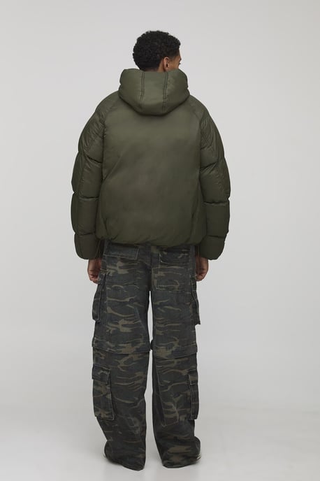 Oversized Fit Ruched Sleeve Panelled Puffer Jacket - Image 2