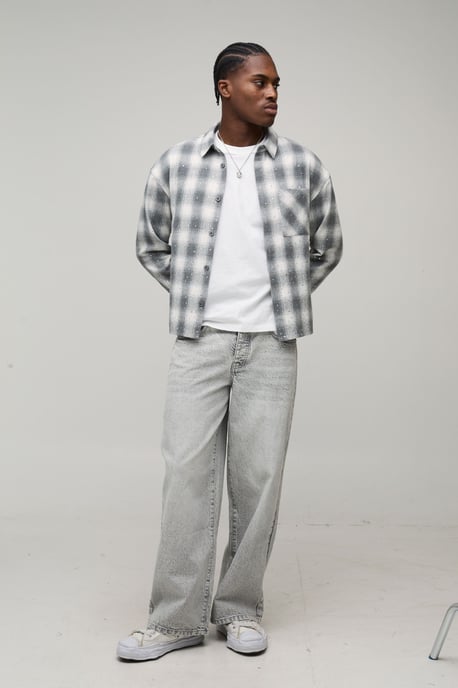 Basic Baggy Fit Jeans - Image 4