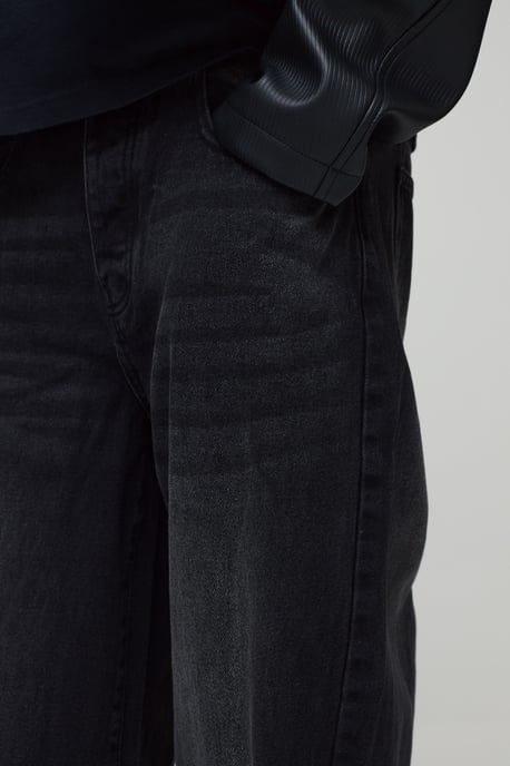 Baggy Rigid Washed Jeans - Image 3