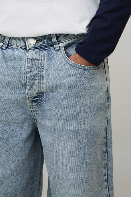 Basic Baggy Fit Jeans - Image 3