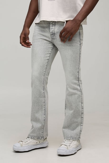 Basic Flared Fit Jeans - Image 1