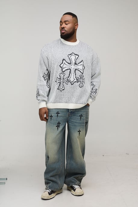 Plus Oversized Boxy Fluffy Cross Jacquard Knitted Jumper - Image 4