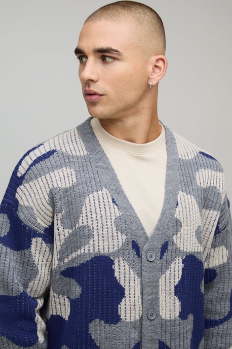 Oversized Boxy Ribbed Camo Knitted Cardigan - Image 3