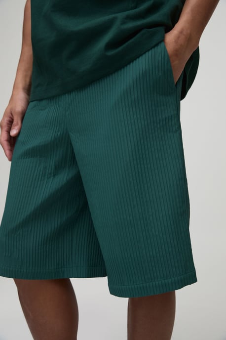 Elasticated Waist Technical Pleat Jorts - Image 3