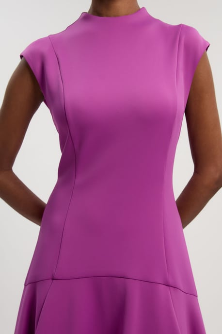 Scuba Dipped Ruffle Hem Woven Maxi Dress - Image 3