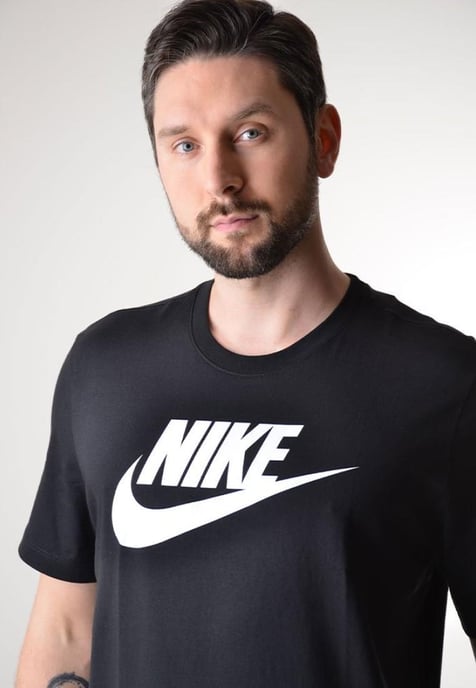 Nike Mens Tracksuit T Shirt Zip Pocket Shorts in Black/Black - Image 2