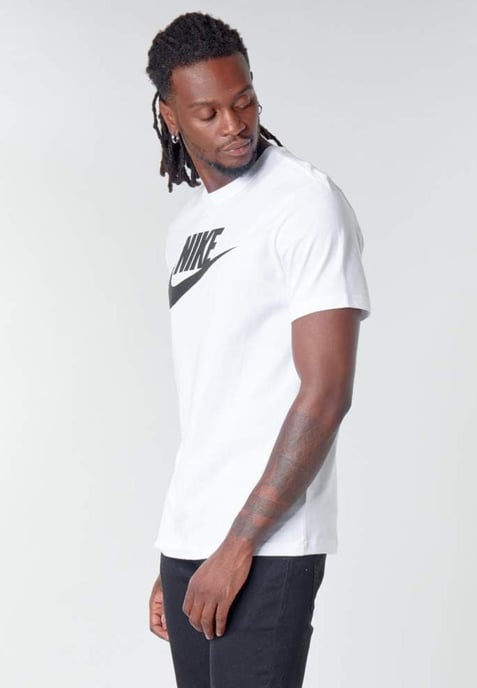 Nike Mens Tracksuit T Shirt Zip Pocket Shorts in White/Black - Image 4