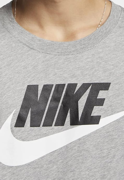 Nike Mens Tracksuit T Shirt Zip Pocket Shorts in Grey/Grey - Image 4