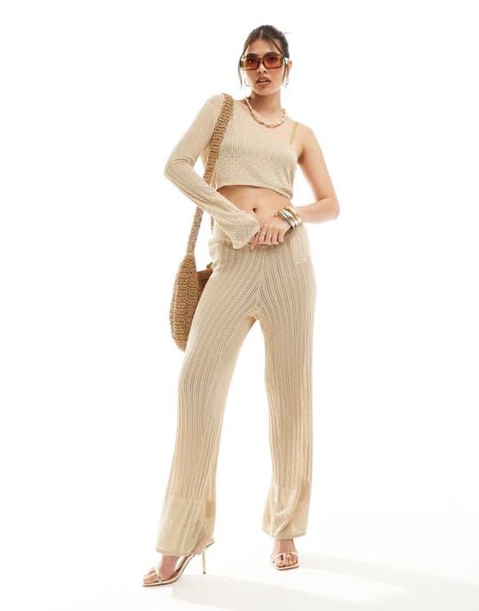 Something New X Cenit Nadir fin virkad cropped topp-set i beige - Image 3