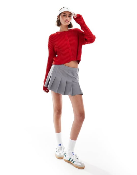 ASOS DESIGN rundhalsad knapplång kofta i bomullsblandning i röd - Image 4