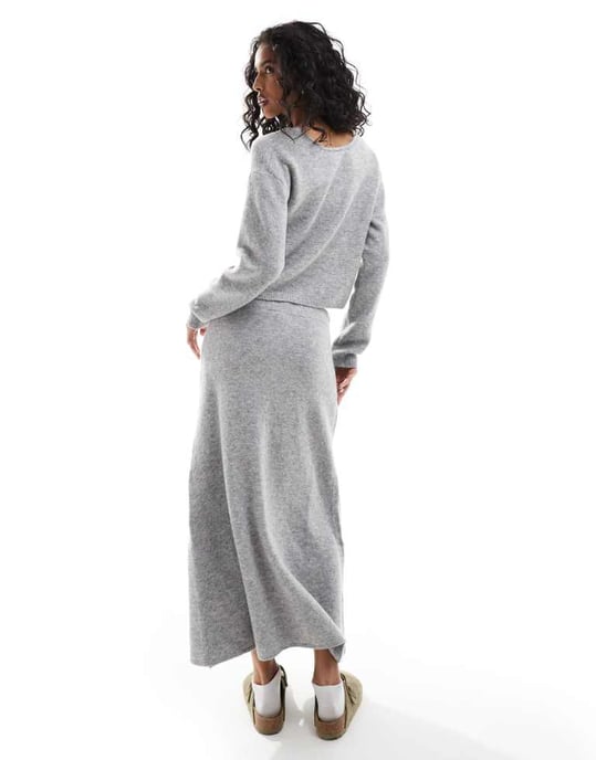 Pieces knitted maxi skirt co-ord in light grey - Image 2