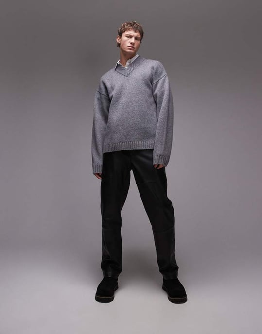 Topman premium avslappnad lambswool v-halströja - Image 2