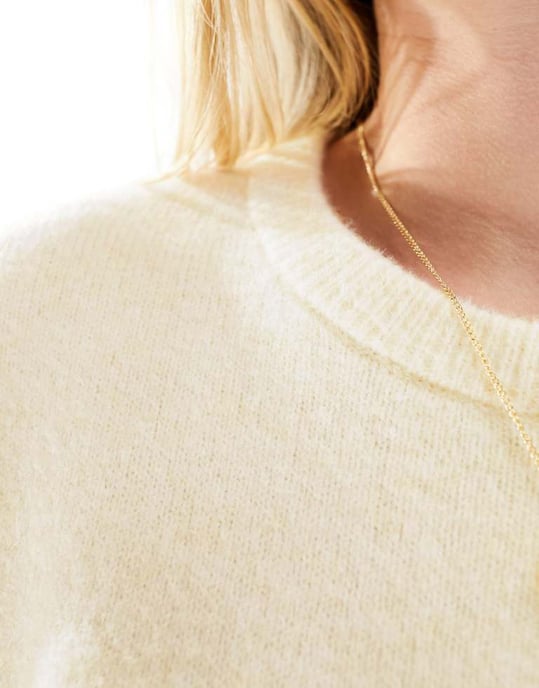 ASOS DESIGN boxig crew neck-tröja i krämfärg - Image 3