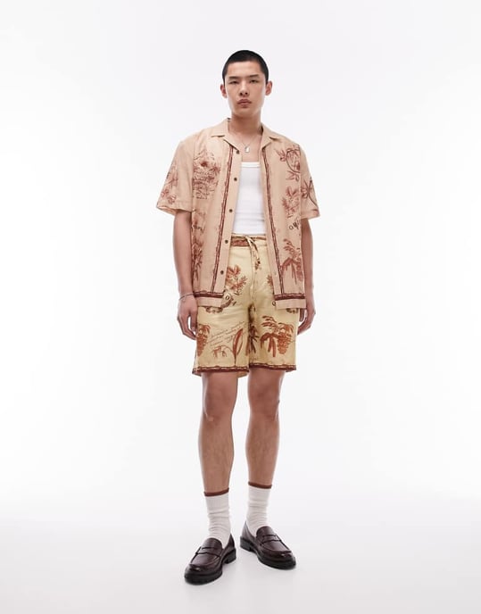 Topman relaxed printed short in stone - Image 2