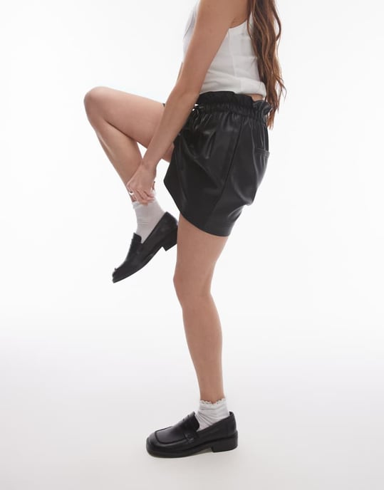 Topshop faux leather paperbag short in black - Image 4