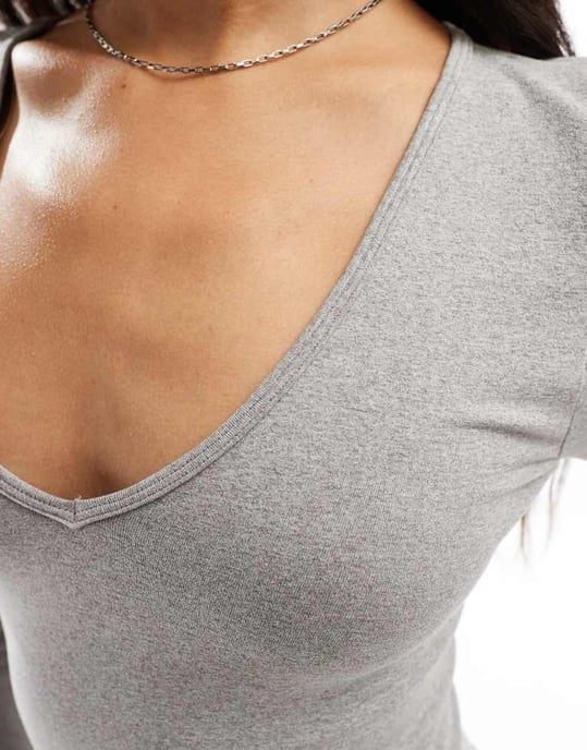 ASOS DESIGN seamless sculpting long sleeve v neck bodysuit in grey marl - Image 2