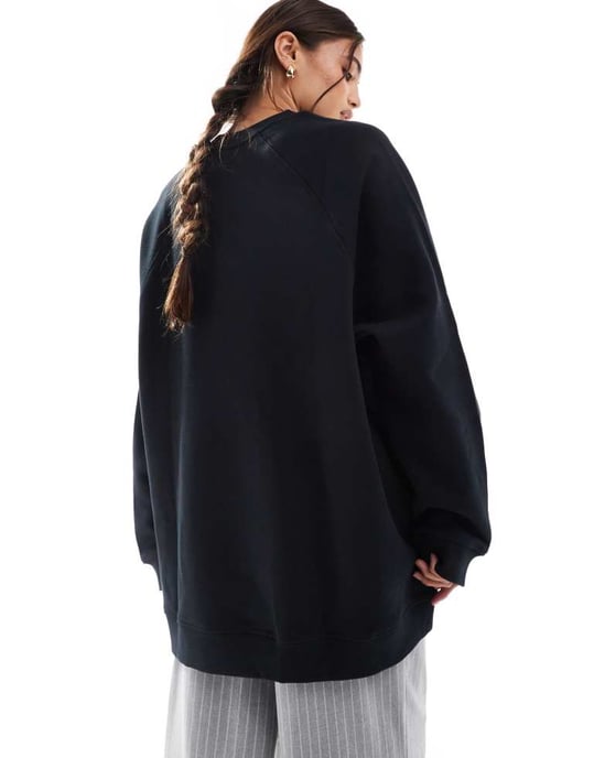 ASOS DESIGN Heavy weight oversized sweatshirt in black - Image 2