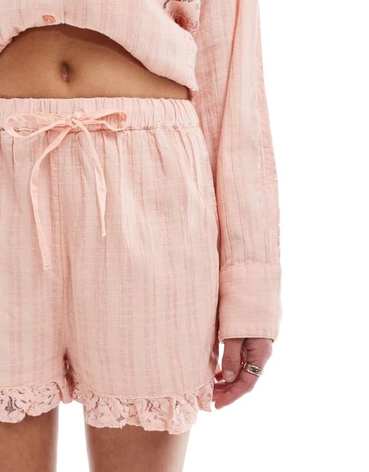 Miss Selfridge textured lace mix frill hem short in soft pink - Image 2