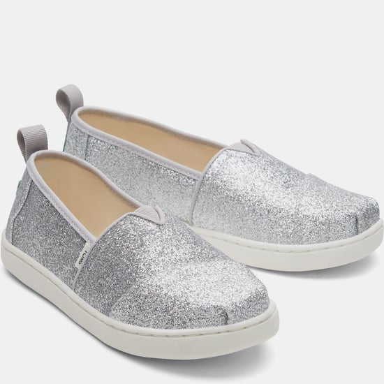 Girl's Toms Juniors Alpargata Classic Espadrilles in Silver - Image 2