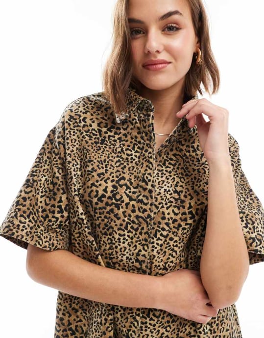 ASOS DESIGN denim short sleeve shirt dress in leopard print - Image 3