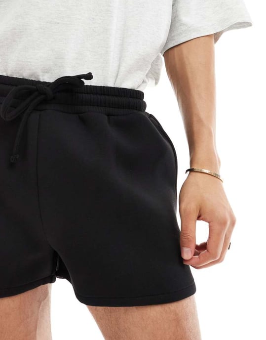 ASOS DESIGN löparshorts i scuba-liknande tyg i svart - Image 4