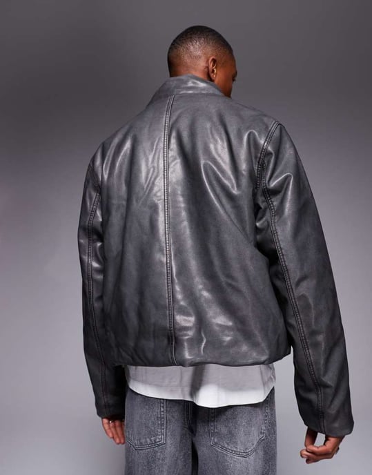 ASOS DESIGN tvättad konstläder puffjacka i svart - Image 4