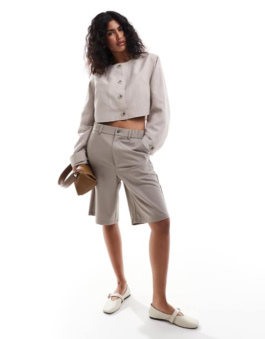 ASOS DESIGN kortärmad jacka utan krage i linnelook i havre - Image 2