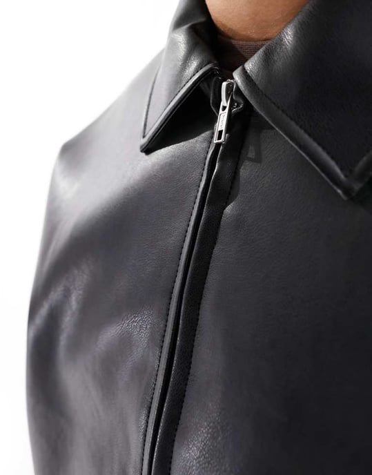 ASOS DESIGN oversized kort faux läder harringtonjacka i svart - Image 3