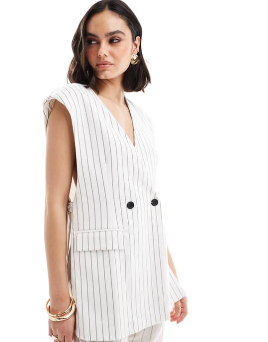 ASOS DESIGN ärmlös skräddarsydd blazer med knytband i vit rand - Image 1