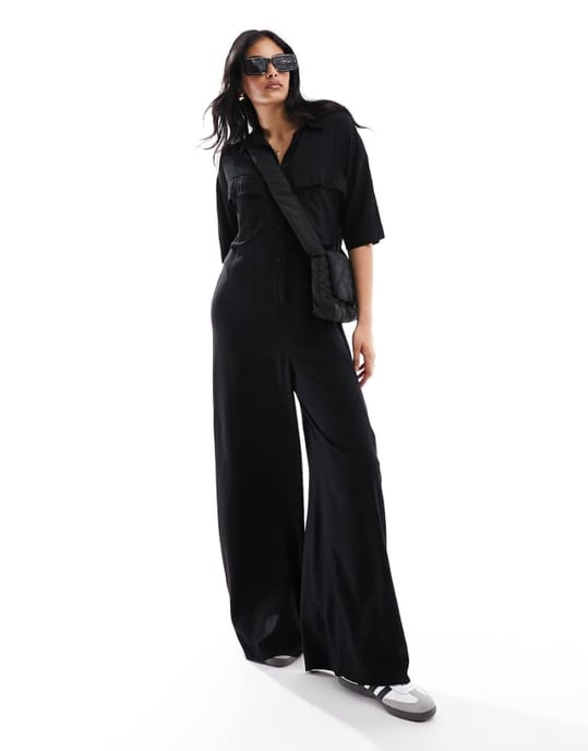 ASOS DESIGN slouchy oversized jumpsuit i svart - Image 1