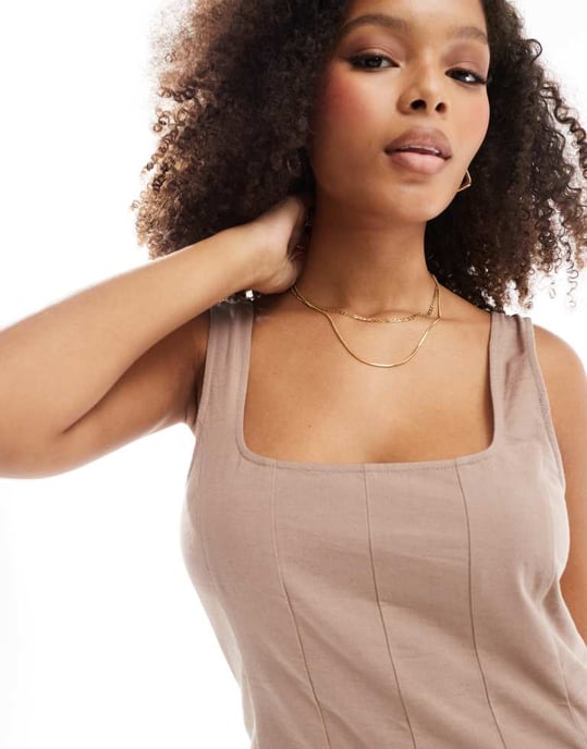 ASOS DESIGN fyrkantig halsringning sömd tennis jumpsuit i beige - Image 2