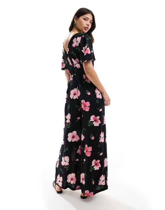 ASOS DESIGN spunnit fladderärms bredbenad jumpsuit i mörk blommig tryck - Image 3