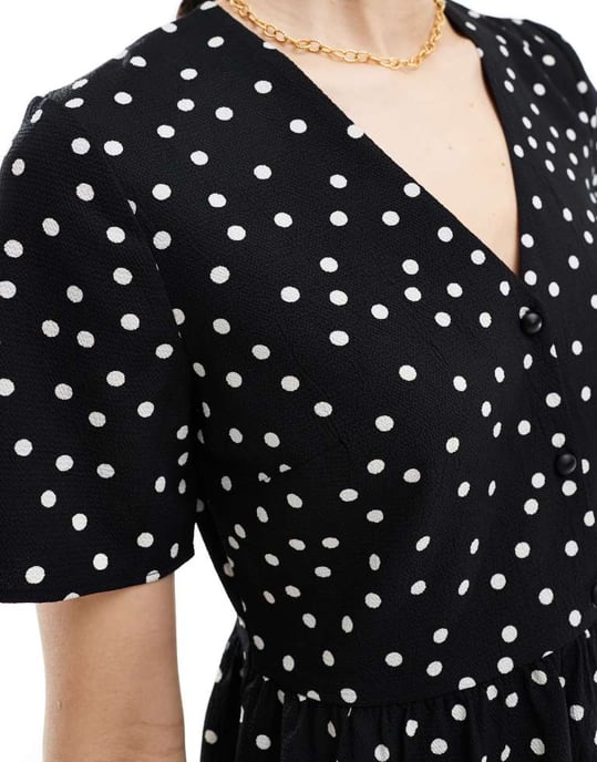 ASOS DESIGN kortärmad t-shirt jumpsuit i monokrom prickig mönster - Image 3