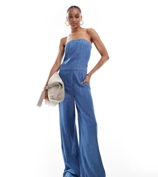 ONLY Tall bandeau vid ben denim jumpsuit i medtvätt - Image 1