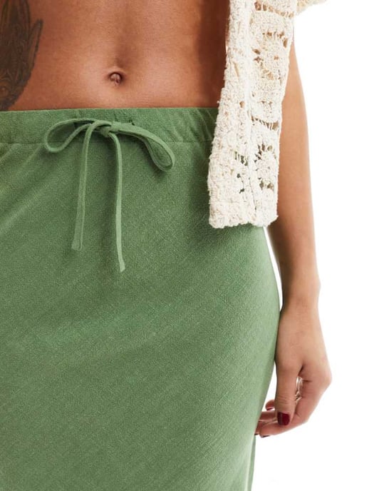 ASOS DESIGN linne-look knytmidja snedmaxikjol i khaki - Image 4