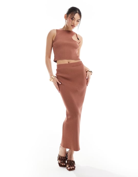 ASOS DESIGN stickad ribb midaxi kjol i brun co-ord - Image 1