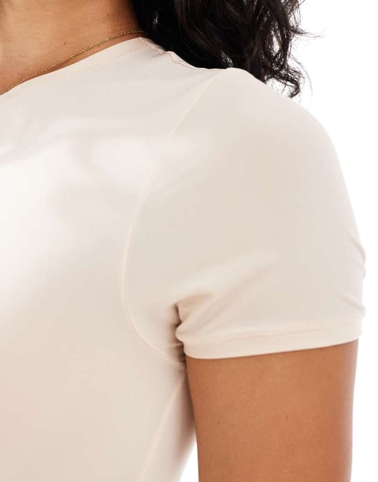 Dorina essential mix & match microfibre t-shirt in beige - Image 4