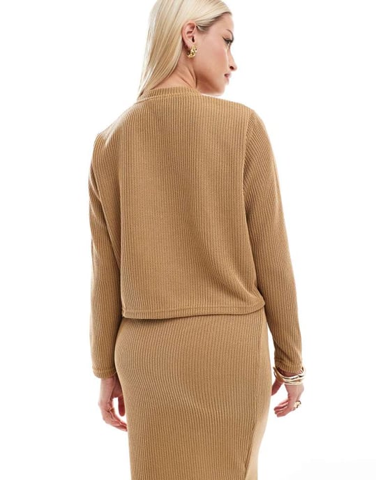 Mamalicious gravid kortärmad henley-top i senapssystem - Image 4