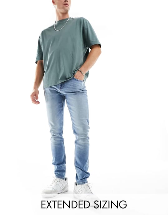 ASOS DESIGN skinny jeans i ljus tvättad blå - Image 1