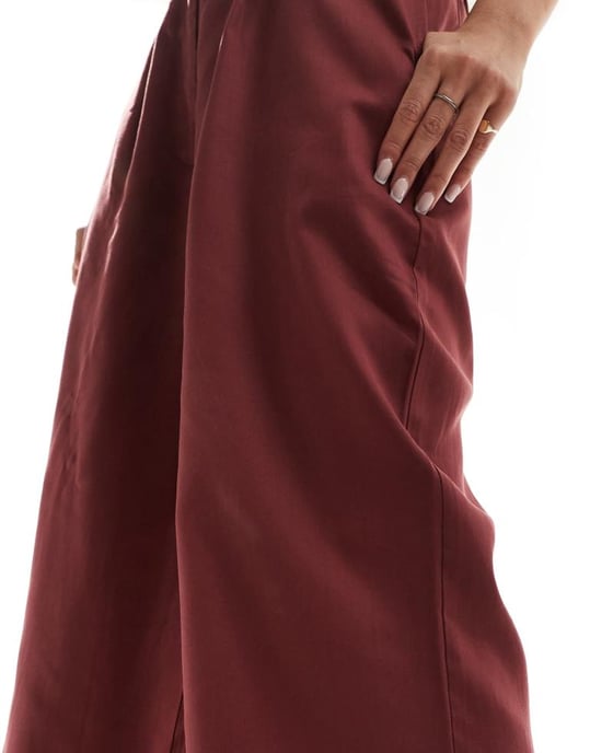 ASOS DESIGN vida ben pappa-byxor i tvättad burgunder - Image 3