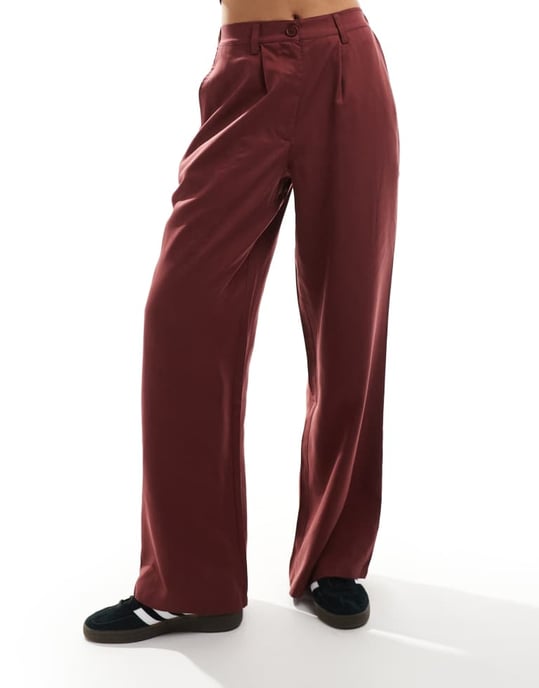 ASOS DESIGN vida ben pappa-byxor i tvättad burgunder - Image 4