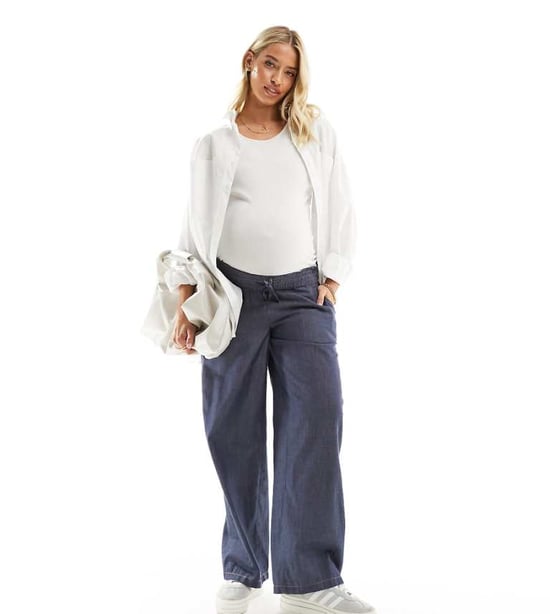 Mamalicious Graviditet vida jeans i blått - Image 1