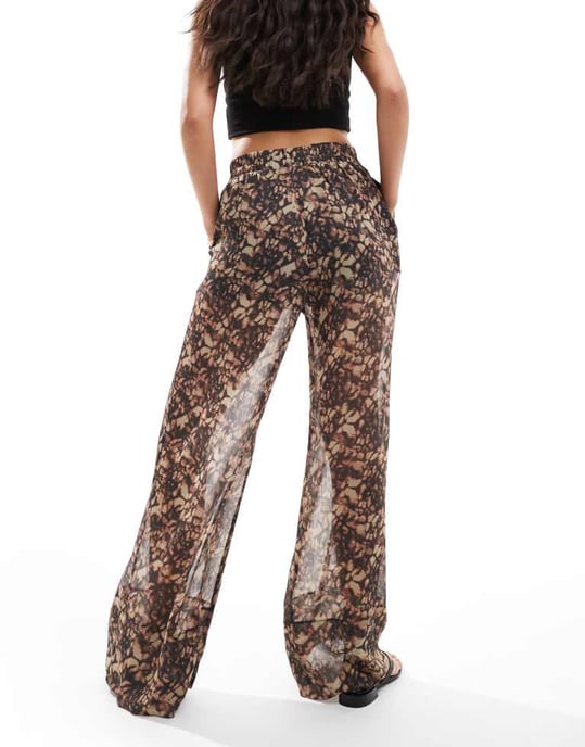 ASOS DESIGN byxor med elastisk midja och genomskinlig överdel i abstrakt mönster - Image 2