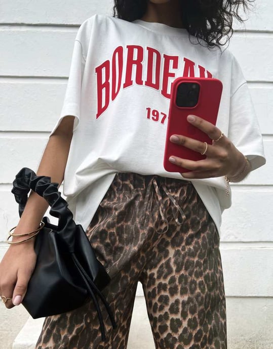 ASOS DESIGN bomullspoplin breda byxor i leopardmönster - Image 3