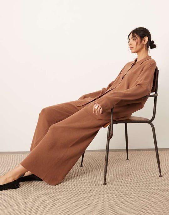 ASOS EDITION stickad vid benkofta i toffee - Image 1