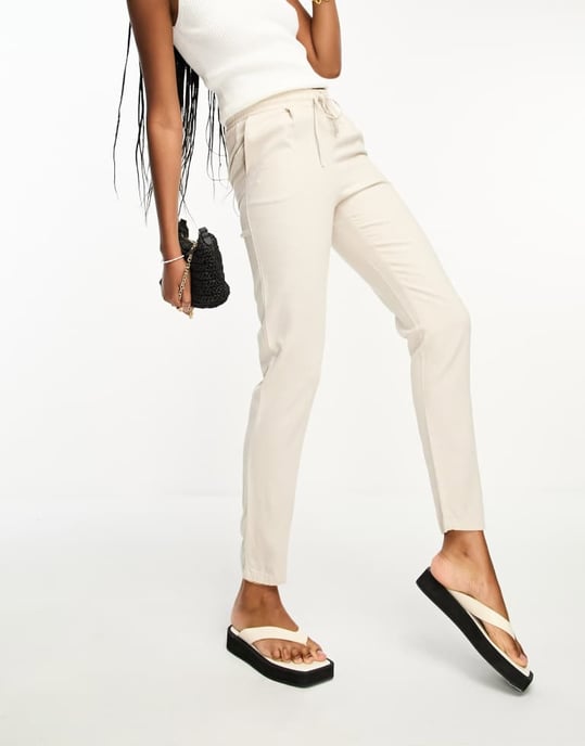 Vero Moda Tall linneblandning tapered byxor i sten - Image 3