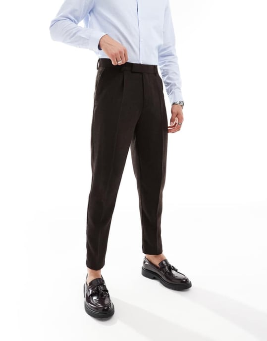 ASOS DESIGN tapered kostymbyxor i brun twill av ullblandning - Image 3